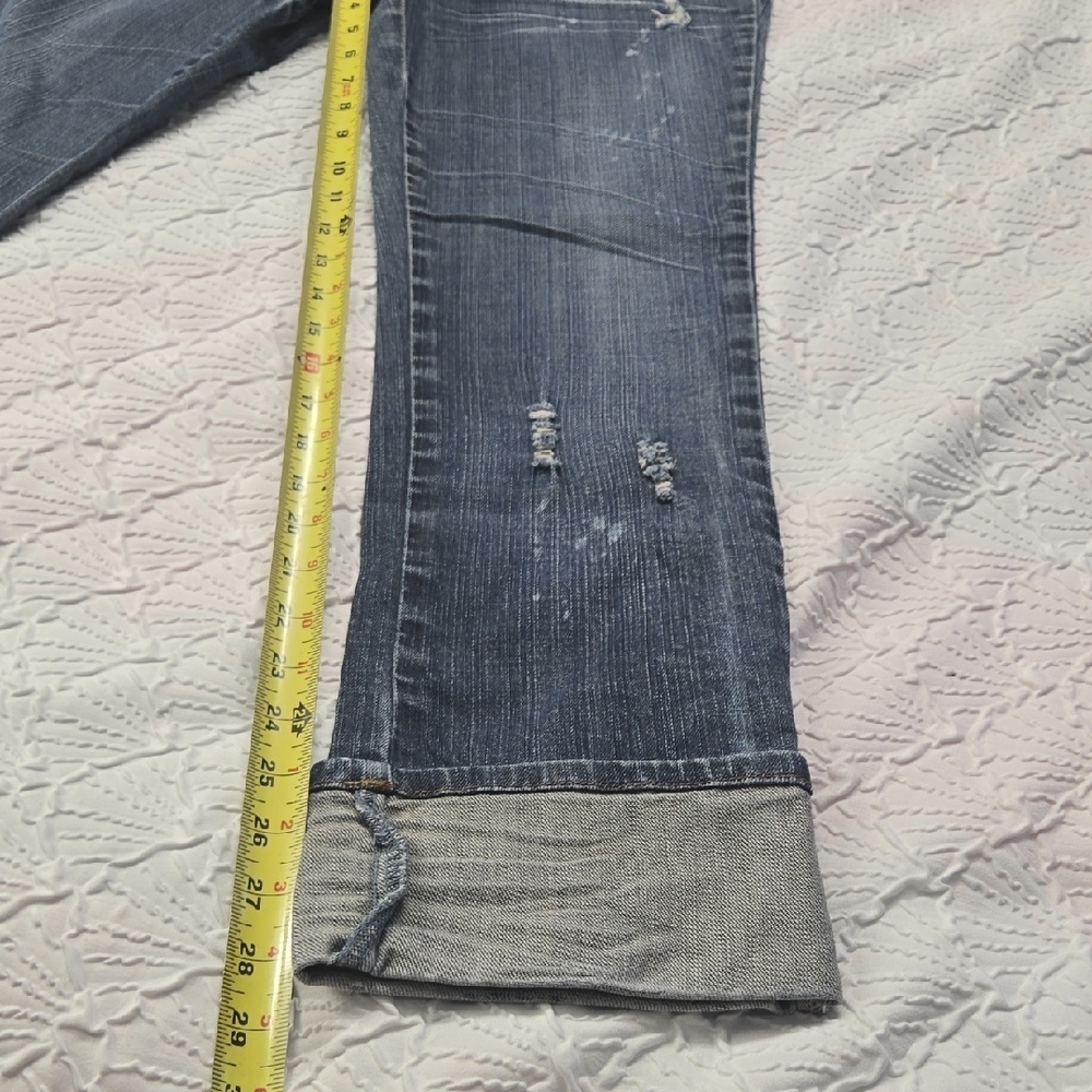 3/$10 Zana Di Blue Low Rise Cuffed Ankle Jeans - Picture 6 of 8